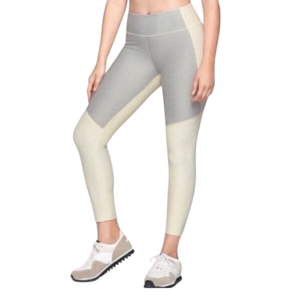 Outdoor Voices 3/4 Length Two Tone Warm Up Leggings